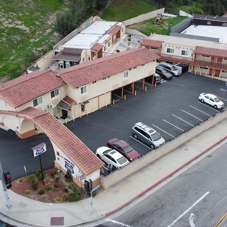 New American Inn & Suites Orange Extérieur photo
